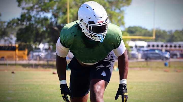 LB Malik Bryant Predicts Championships for Florida Gators, Talks Visit Plans LB Malik Bryant Predicts Championships for Florida Gators, Talks Visit Plans
