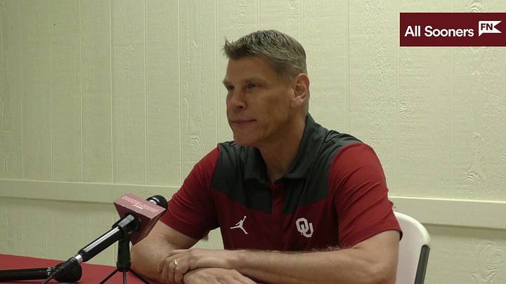 WATCH: Oklahoma HC Porter Moser Duncan Caravan