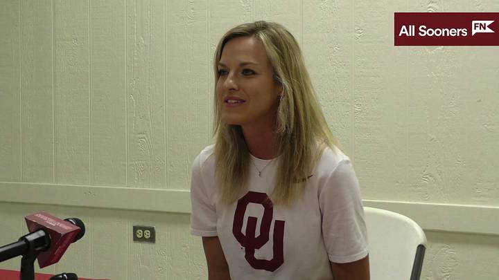WATCH: Oklahoma HC Jennie Baranczyk Duncan Caravan