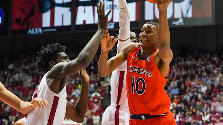 Rival NBA teams believe the Orlando Magic will select Auburn Basketball star Jabari Smith first overall