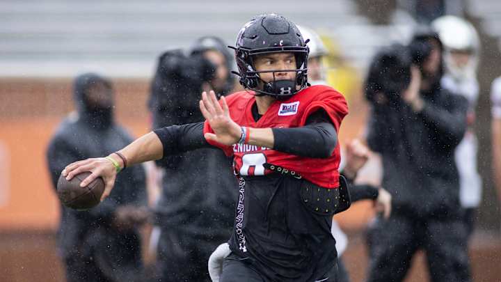 Watch: Desmond Ridder Throws to Drake London at First NFL Practice