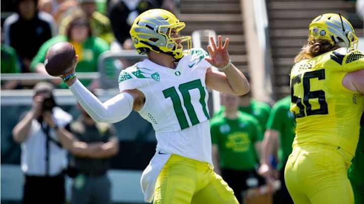 Betting Odds to Win Pac-12 Football Title in 2022