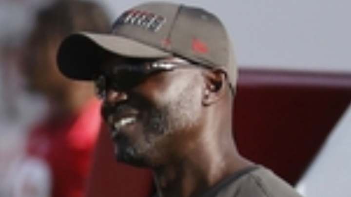 Evaluating the Tampa Bay Buccaneers’ Free Agents and Draft  Picks