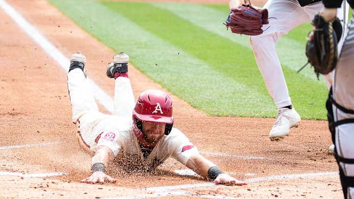 Live Blog: Razorbacks Don't Waste Time Downing Vanderbilt Live Blog: Razorbacks Don't Waste Time Downing Vanderbilt