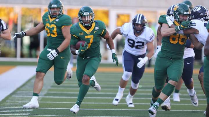 Could 2022 Somehow Be a Rebuilding Year for Baylor Football? Could 2022 Somehow Be a Rebuilding Year for Baylor Football?