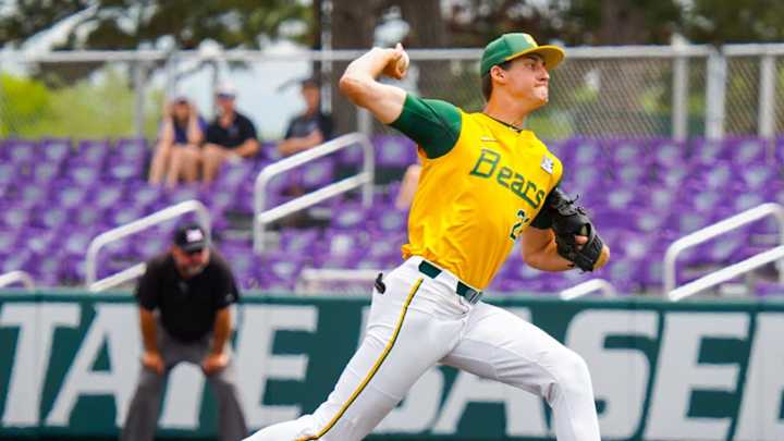 Bears Stumble Over the Weekend, Drop Series to Kansas State