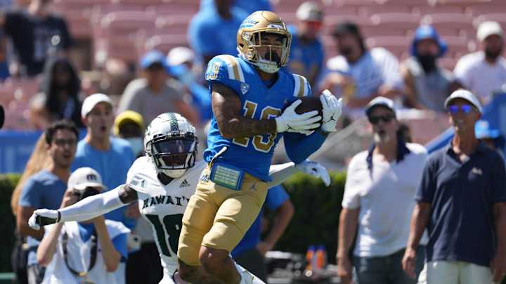 Broncos Re-Sign OL Zack Johnson, Waive Rookie CB Cortez Davis