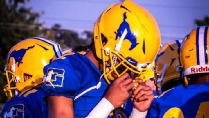 UW Returns to Sacramento's Grant Union High to Offer Another DB