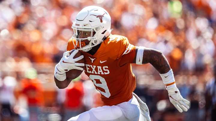 LOOK: Former Longhorn Josh Thompson Seen in his Jaguars Gear