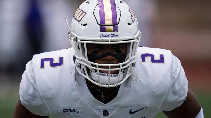 Florida State extends offer to grad-transfer linebacker