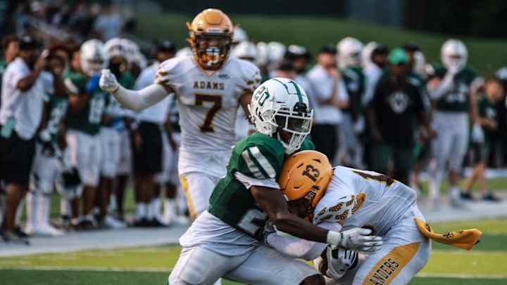 Wisconsin football recruiting: four more scholarship offers are extended in the 2024 class Wisconsin football recruiting: four more scholarship offers are extended in the 2024 class