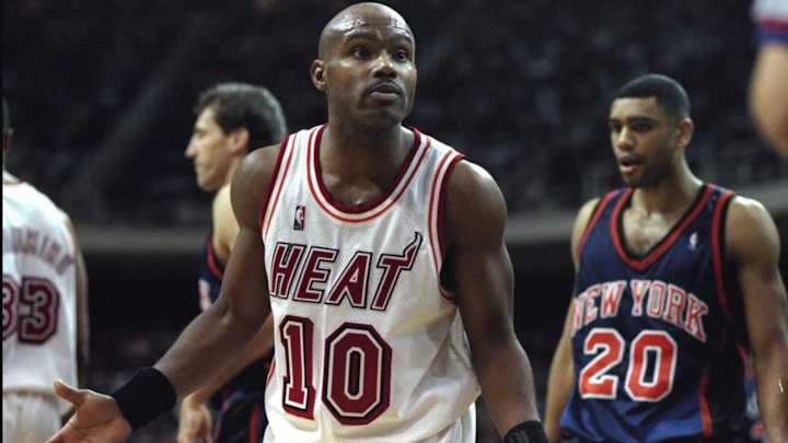 Knicks Hire Old Enemy Tim Hardaway As Scout Knicks Hire Old Enemy Tim Hardaway As Scout