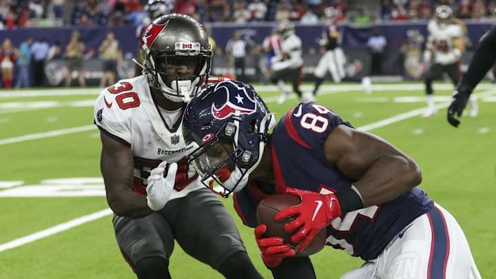 Raiders Sign WR Jordan Veasy