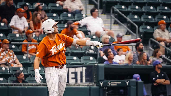 GAME LOG: Texas Rides Five Home Runs to 11-6 Victory and Sweep of Kansas