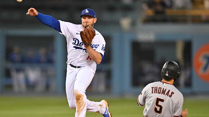 Dodgers: Watch Max Muncy's Game-Ending Error in Extra-Innings Loss