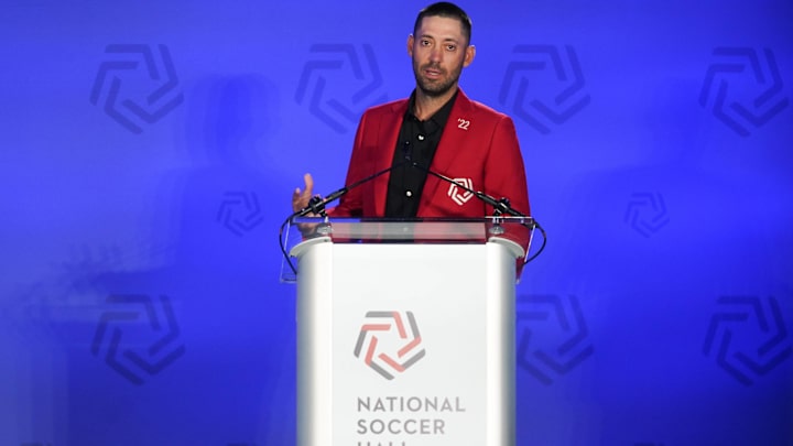 Clint Dempsey Thanks Family in Emotional Hall of Fame Induction Speech Clint Dempsey Thanks Family in Emotional Hall of Fame Induction Speech
