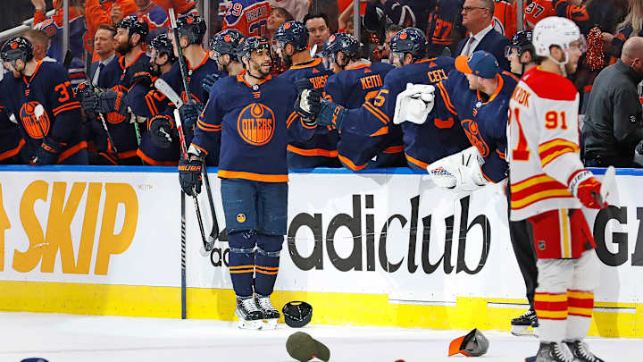 Kane Nets Hat Trick in Second Period As Oilers Down Flames in Game 3