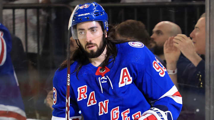 Rangers Bounce Back With Game 3 Win Over Hurricanes Rangers Bounce Back With Game 3 Win Over Hurricanes