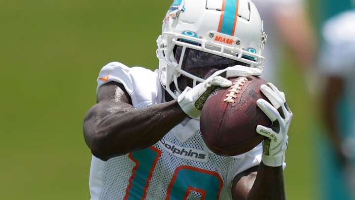 A.J. Brown, Michael Thomas Among Potential 2022 Fantasy Busts