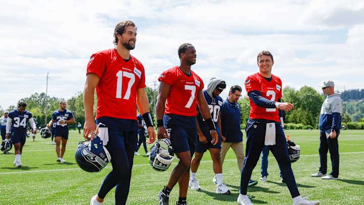 'He's Just Doing Things Right': Geno Smith Still Leads Seahawks QB Competition