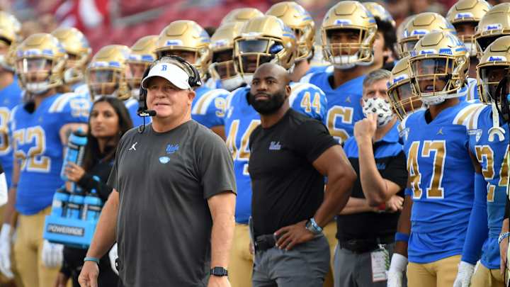 BetOnline Releases College Football Over/Under Win Totals, UCLA Expectations Set BetOnline Releases College Football Over/Under Win Totals, UCLA Expectations Set
