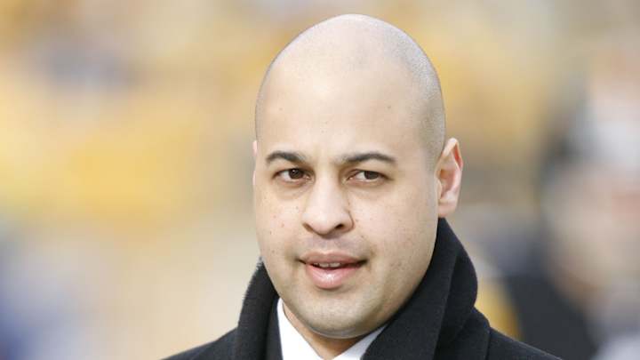 Steelers GM Khan: Quarterback Salaries Are Having Impact on Running Back Market