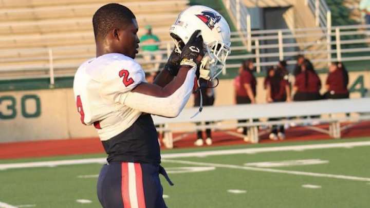 Baton Rouge Running Back Kaleb Jackson Eying Official Visit to Oregon Football