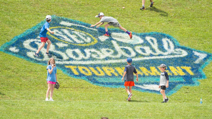 Watch: College Baseball Fan’s Answer About Outfit Goes Viral Watch: College Baseball Fan’s Answer About Outfit Goes Viral