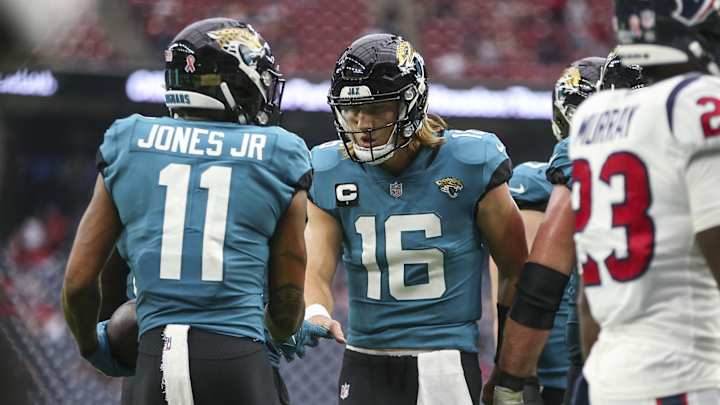 Chris Simms Ranks Lawrence Behind Fields and Wilson For 2022 Chris Simms Ranks Lawrence Behind Fields and Wilson For 2022