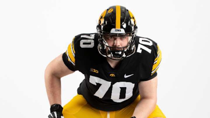 Florida State pursuing 2024 OL Ian Moore