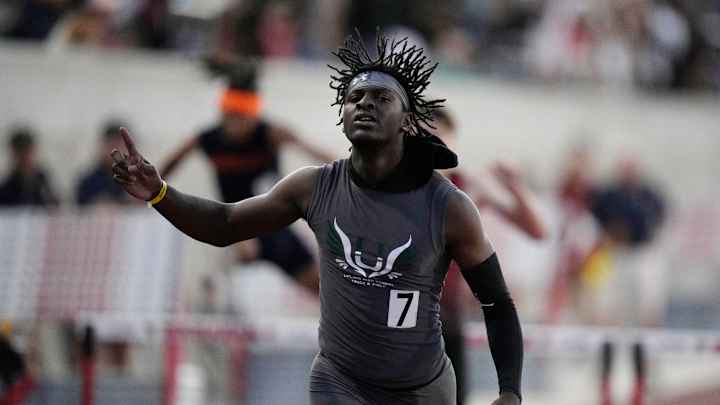 UVA Football Commit Delaney Crawford Wins California State Title in 300m Hurdles