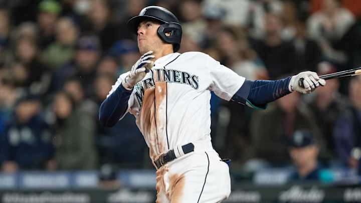 Analysis: Mariners Have Massive Bench Problem