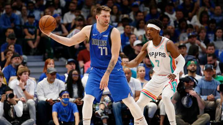 NBA Trade Talk: Should Mavs Pursue Draft Night Deal With Rival Spurs?