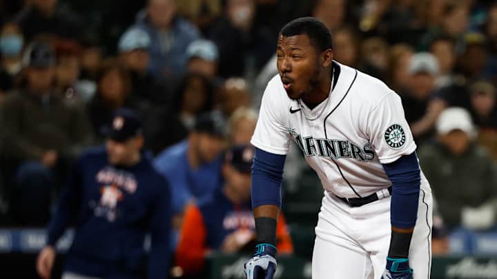 Mariners Could Place Kyle Lewis on IL With Concussion
