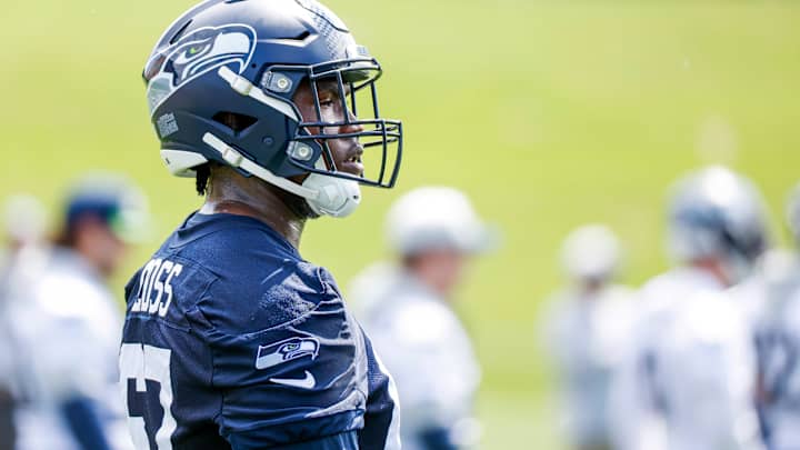 Former Mississippi State OT Charles Cross Signs Contract After Making History Former Mississippi State OT Charles Cross Signs Contract After Making History