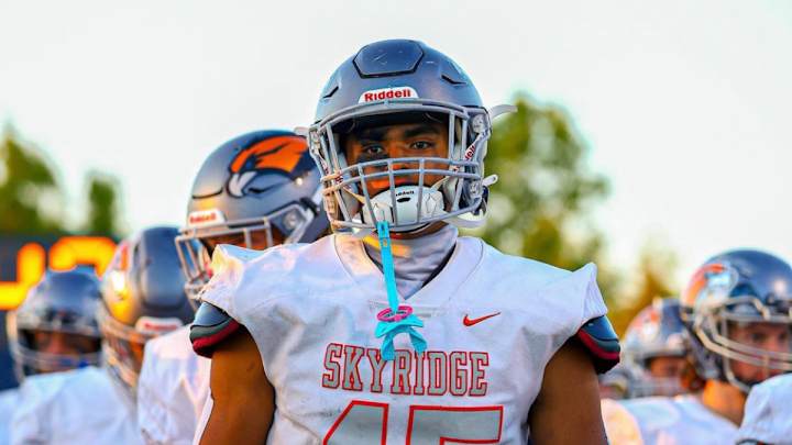 Talented 2023 LB Tausili Akana Sets Date for Texas Visit, Other In-State Rivals
