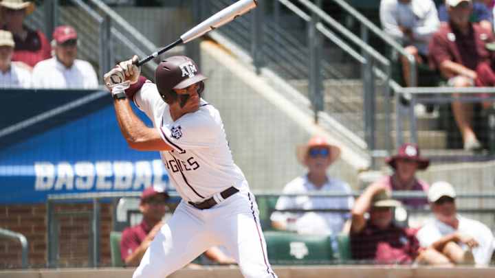 GAME LOG: Texas A&M Bats Come Alive Late, Aggies Wins Over Oral Roberts GAME LOG: Texas A&M Bats Come Alive Late, Aggies Wins Over Oral Roberts