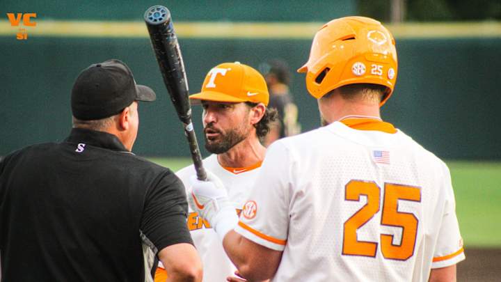 Live Updates, Score, Game Notes: No. 1 Tennessee vs. 3-Seed Campbell