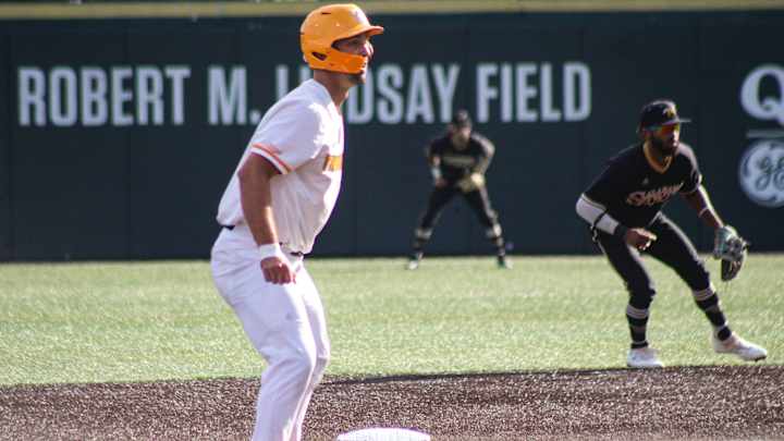 Live Updates, Score, Game Notes: No. 1 Tennessee vs. Notre Dame Super Regional