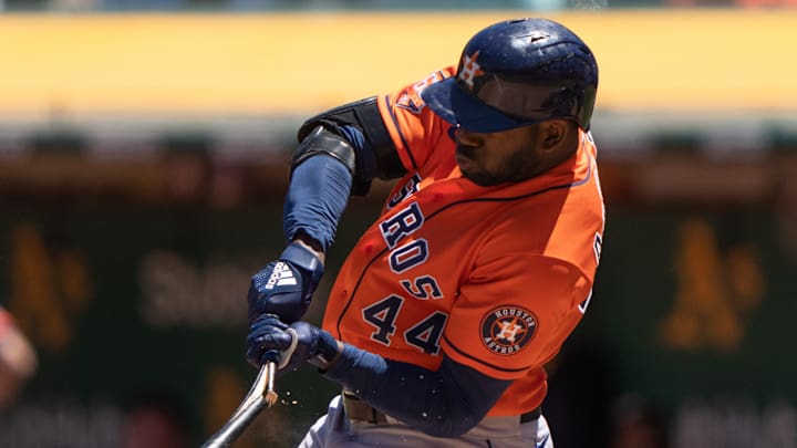 Astros, Star DH Yordan Alvarez Agree to Record Contract, per Report