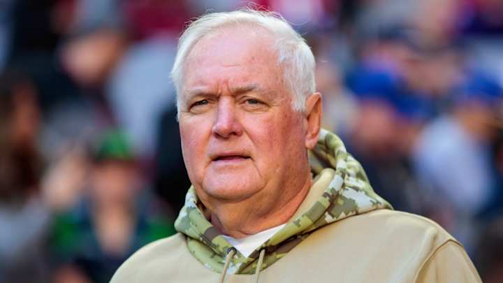 XFL Assigns Coaches to Franchises for 2023 Season, per Report XFL Assigns Coaches to Franchises for 2023 Season, per Report