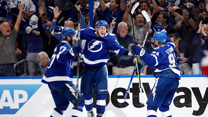 Lightning Score Last-Minute Goal to Steal Game 3 From Rangers