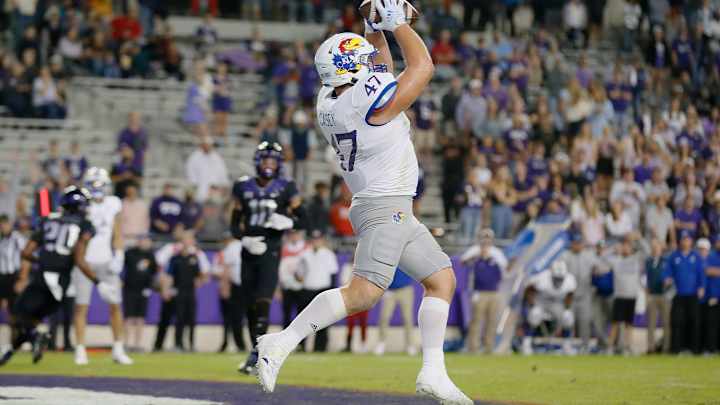 54 Days Until Kansas Football: Previewing the Tight Ends 54 Days Until Kansas Football: Previewing the Tight Ends