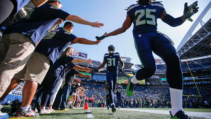 Former Seahawks CB Richard Sherman Details How Kam Chancellor Suffered MCL Injury Before Super Bowl XLIX