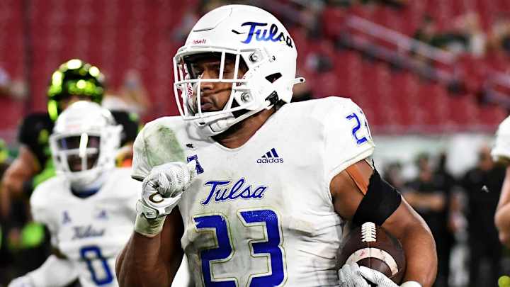 Lions Trade Down for Zaven Collins in Latest Mock Draft