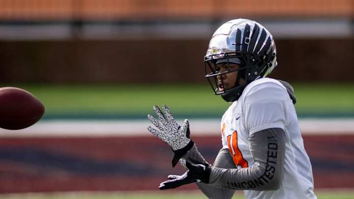 Gutekunst’s Appearance at Oregon Pro Day Hints at Draft Priority Gutekunst’s Appearance at Oregon Pro Day Hints at Draft Priority