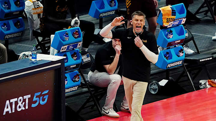 Oklahoma Hires Loyola Chicago's Porter Moser as Next Head Coach