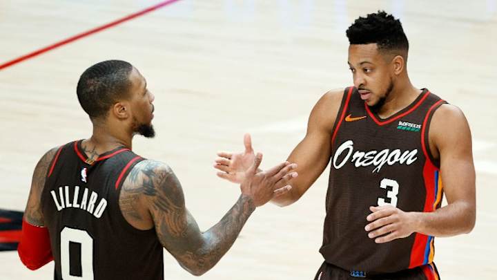 Blazers' Stars Get Early Rest In Historic Blowout Win Over Thunder Blazers' Stars Get Early Rest In Historic Blowout Win Over Thunder