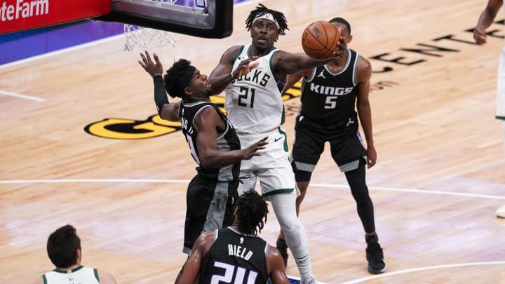 Report: Jrue Holiday, Bucks Agree to Four-Year, $160 Million Max Contract Extension Report: Jrue Holiday, Bucks Agree to Four-Year, $160 Million Max Contract Extension
