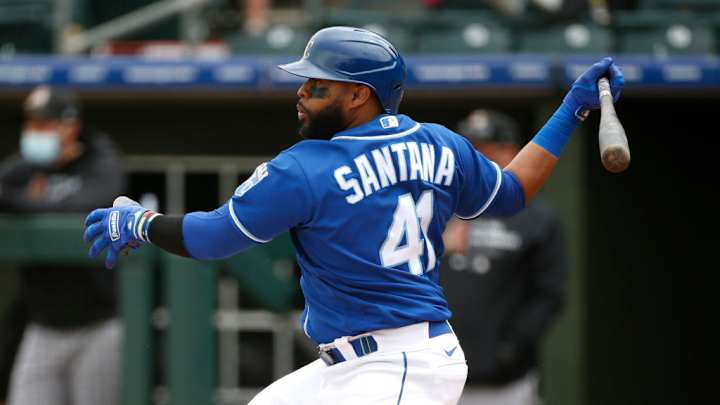 Indians Fans Give Former Slugger Carlos Santana a Nice Ovation in His First AB with Royals